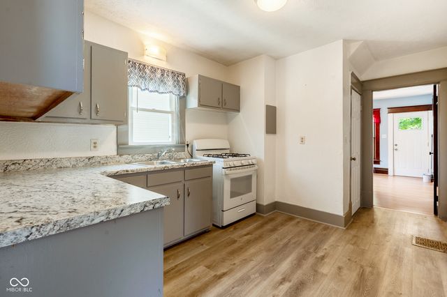 624 N Pine Street, Seymour, IN 47274