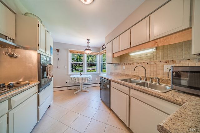 4948 Elgin Circle, Onondaga, NY 13215