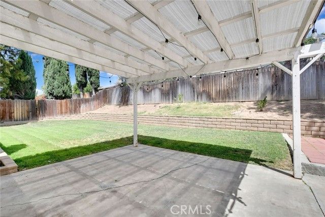 2673 Mercedes, Highland, CA 92346