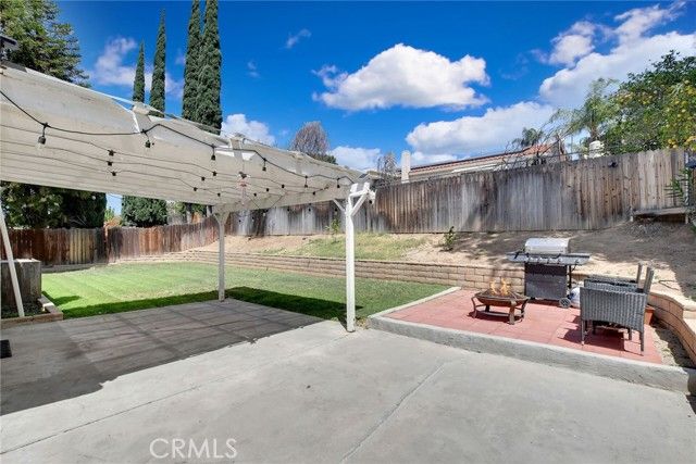 2673 Mercedes, Highland, CA 92346