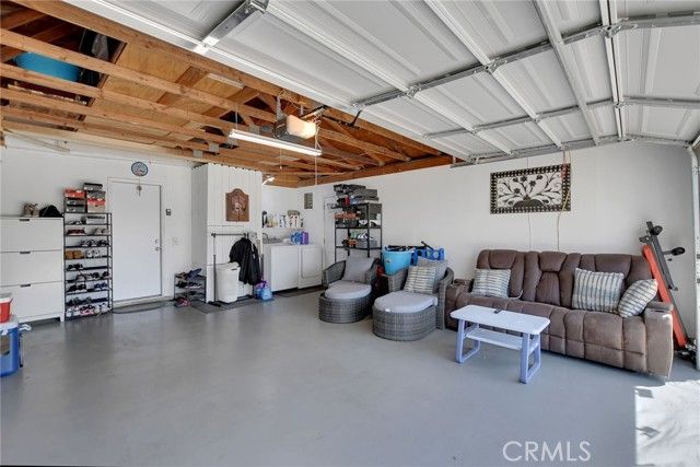 2673 Mercedes, Highland, CA 92346
