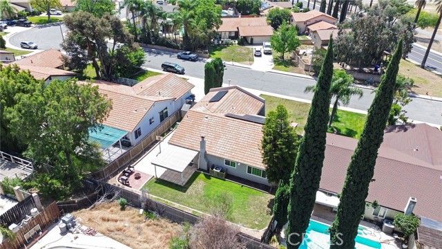 2673 Mercedes, Highland, CA 92346
