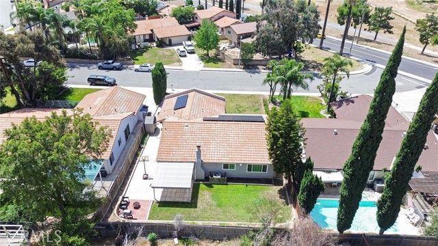2673 Mercedes, Highland, CA 92346