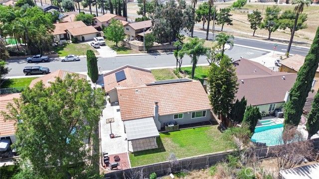 2673 Mercedes, Highland, CA 92346