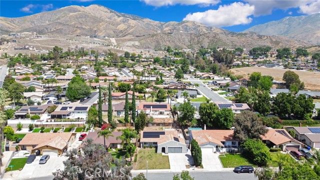 2673 Mercedes, Highland, CA 92346