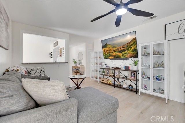2673 Mercedes, Highland, CA 92346
