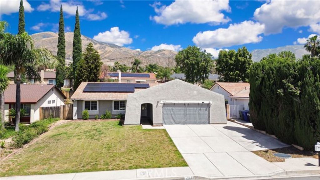2673 Mercedes, Highland, CA 92346