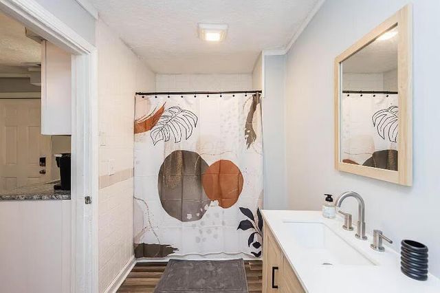 482 Jenkins Avenue, Columbus, OH 43207