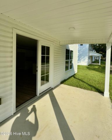 4371 W Pine Street A, Farmville, NC 27828