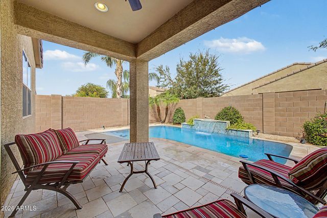 696 W GLEN CANYON Drive, San Tan Valley, AZ 85140