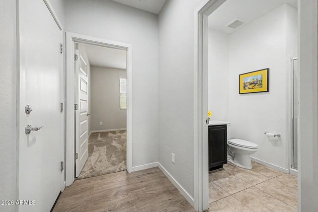 696 W GLEN CANYON Drive, San Tan Valley, AZ 85140