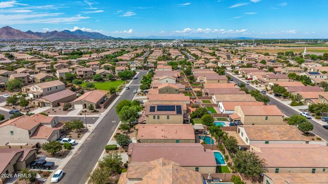 696 W GLEN CANYON Drive, San Tan Valley, AZ 85140