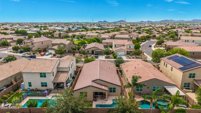 696 W GLEN CANYON Drive, San Tan Valley, AZ 85140