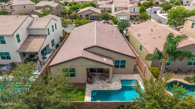 696 W GLEN CANYON Drive, San Tan Valley, AZ 85140