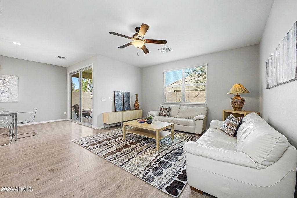 696 W GLEN CANYON Drive, San Tan Valley, AZ 85140 — photo 3