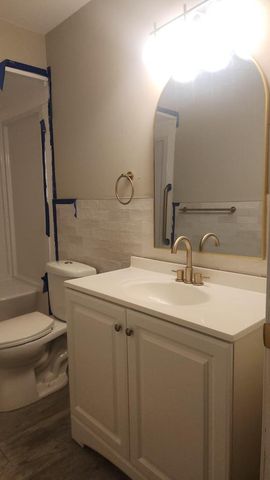 432 W Capitol DRIVE, Milwaukee, WI 53209