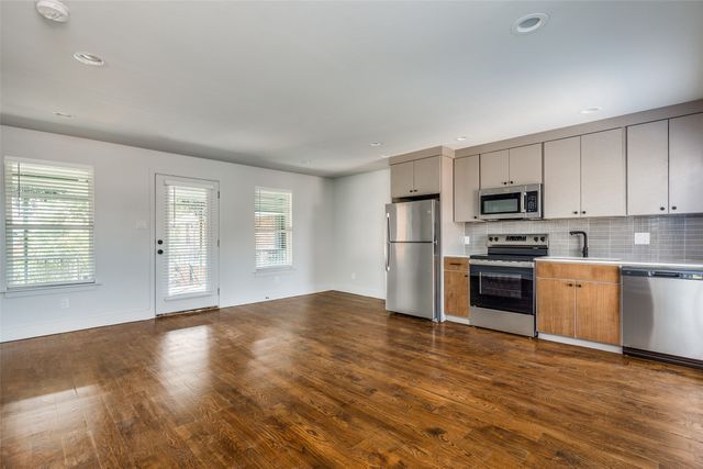 707 N Marsalis Avenue 204, Dallas, TX 75203