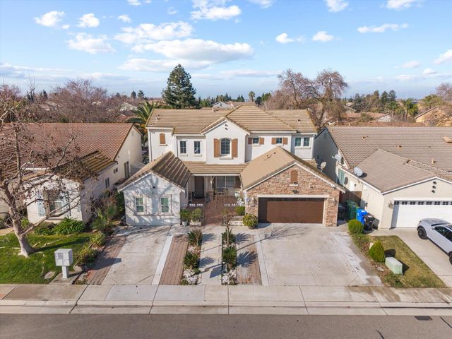 9820 Spring View Way, Elk Grove, CA 95757