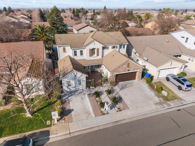 9820 Spring View Way, Elk Grove, CA 95757