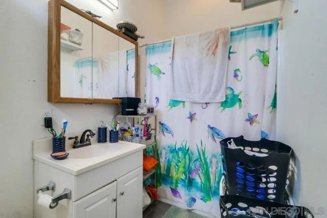 3521 Acacia, San Diego, CA 92113