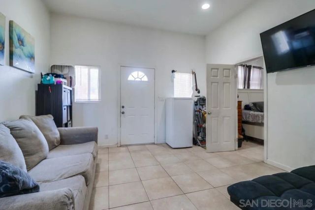 3521 Acacia, San Diego, CA 92113