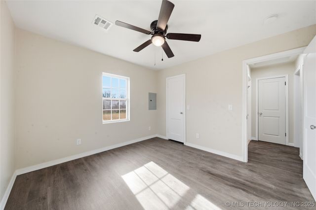 5340 W 11th Street, Tulsa, OK 74127