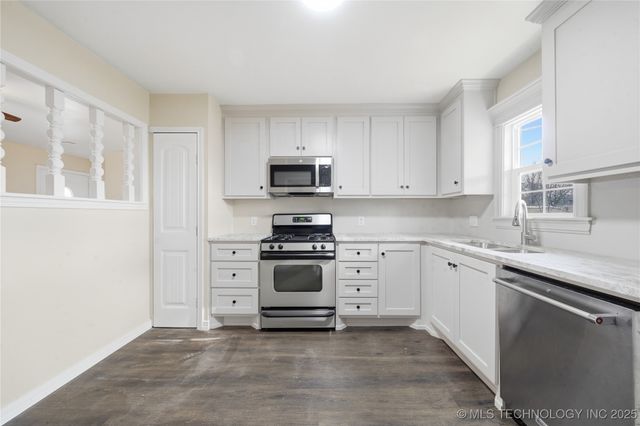 5340 W 11th Street, Tulsa, OK 74127