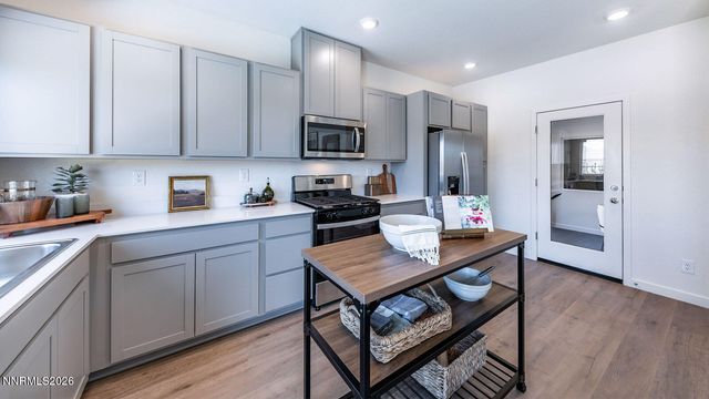 7548 Editor Drive, Reno, NV 89506