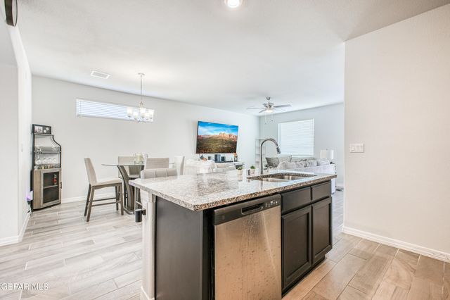 7345 EAGLE VISTA Drive, El Paso, TX 79911