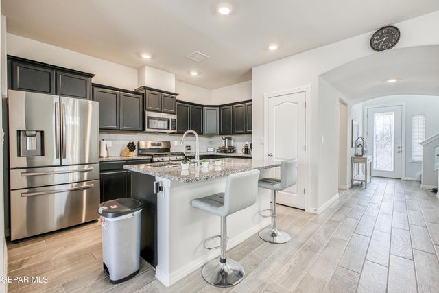 7345 EAGLE VISTA Drive, El Paso, TX 79911