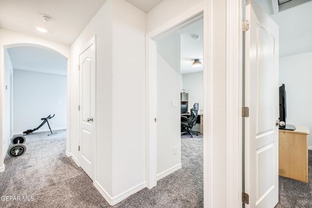 7345 EAGLE VISTA Drive, El Paso, TX 79911