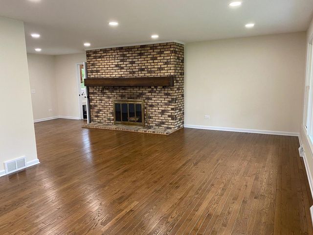 10340 W Paddock Avenue, Beach Park, IL 60087