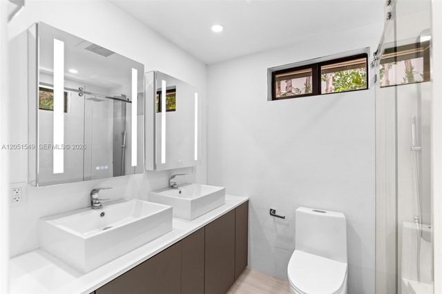7831 SW 54th Court, Miami, FL 33143