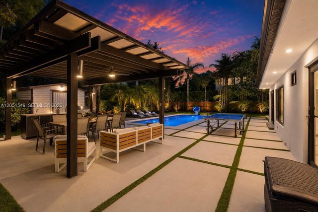 7831 SW 54th Court, Miami, FL 33143