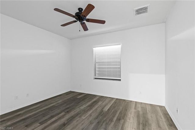 1012 NW 33rd PL, Cape Coral, FL 33993