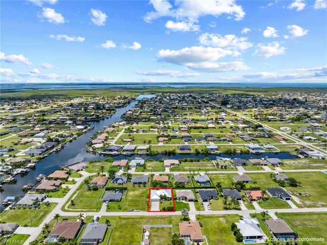 1012 NW 33rd PL, Cape Coral, FL 33993