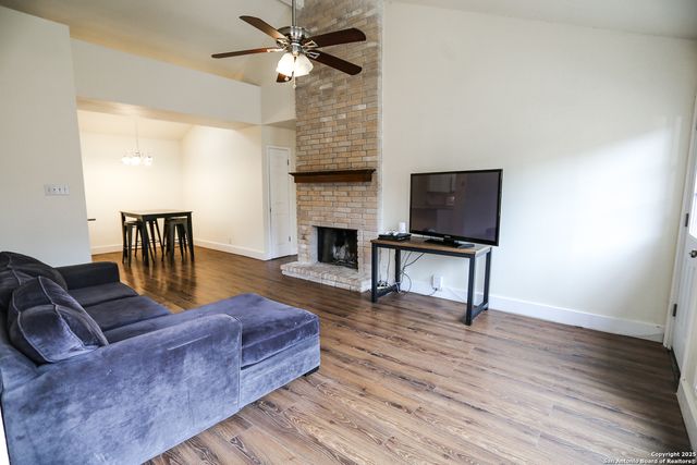 8533 Wood Arbor, San Antonio, TX 78251