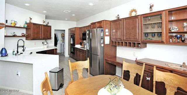 781 E Camino Corrida, Oro Valley, AZ 85704