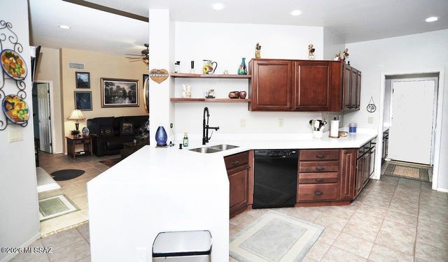 781 E Camino Corrida, Oro Valley, AZ 85704