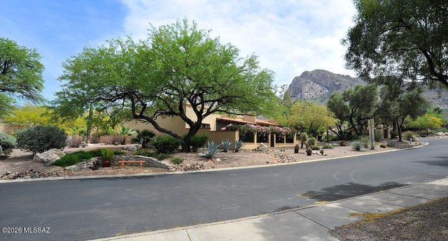 781 E Camino Corrida, Oro Valley, AZ 85704
