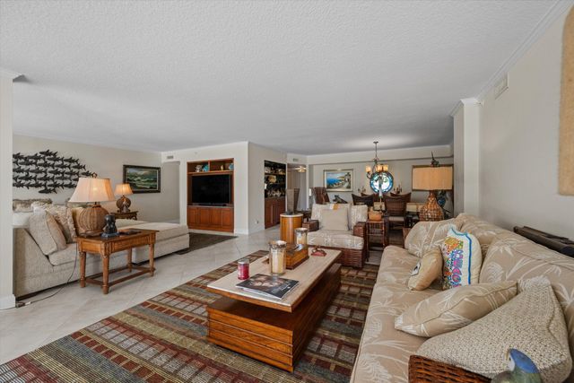 3440 S Ocean Boulevard 104 S, Palm Beach, FL 33480