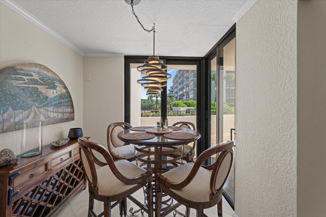 3440 S Ocean Boulevard 104 S, Palm Beach, FL 33480