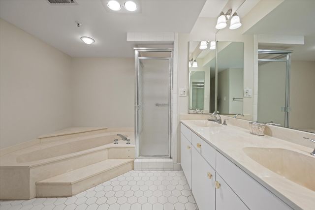 3440 S Ocean Boulevard 104 S, Palm Beach, FL 33480