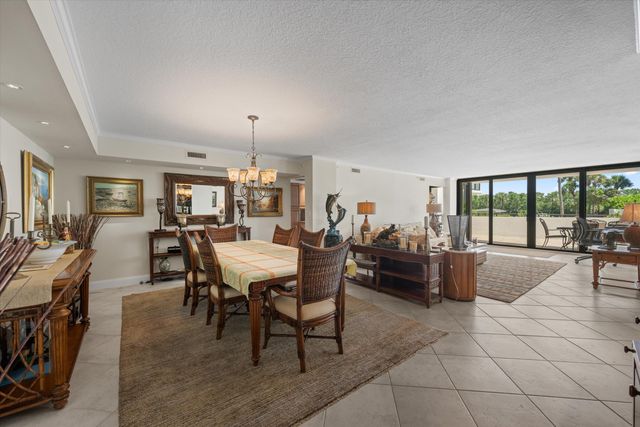 3440 S Ocean Boulevard 104 S, Palm Beach, FL 33480