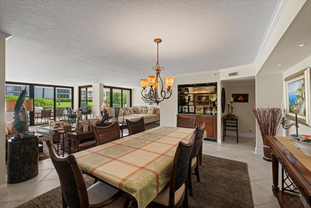 3440 S Ocean Boulevard 104 S, Palm Beach, FL 33480