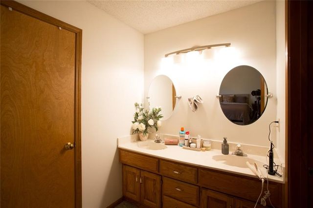 12553 S Alcan Circle, Olathe, KS 66062