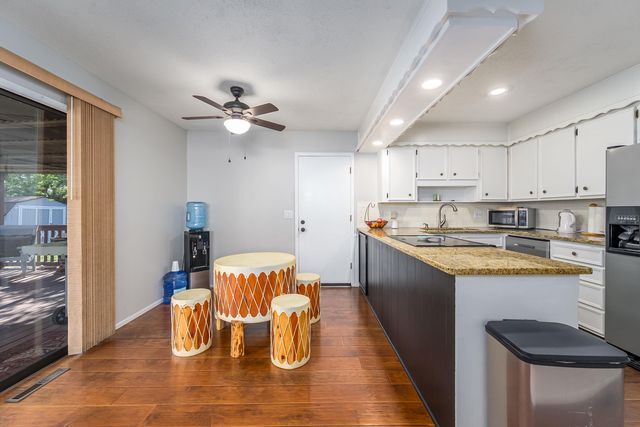 1909 W Anita Ave, Wichita, KS 67203