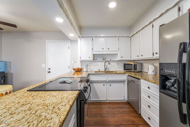 1909 W Anita Ave, Wichita, KS 67203