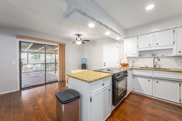 1909 W Anita Ave, Wichita, KS 67203