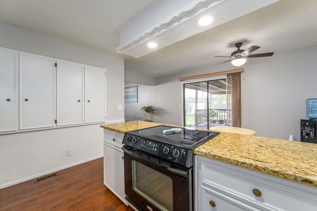 1909 W Anita Ave, Wichita, KS 67203